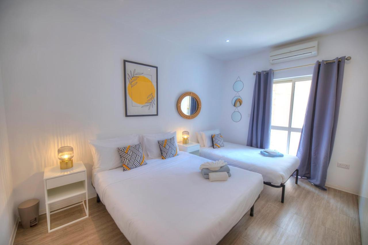 Spacious 4 Bedrooms With Sea View Balcony Goslm-3 Apartman