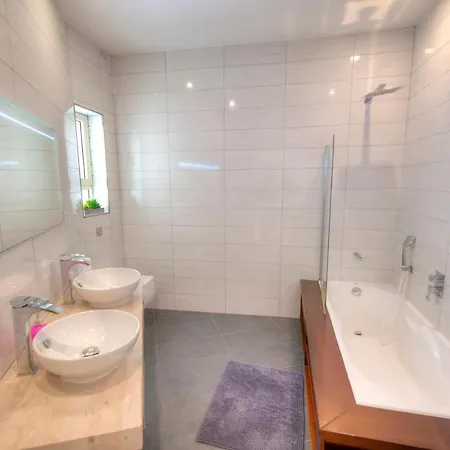Spacious 4 Bedrooms With Sea View Balcony Goslm-3 Sliema Exterior foto