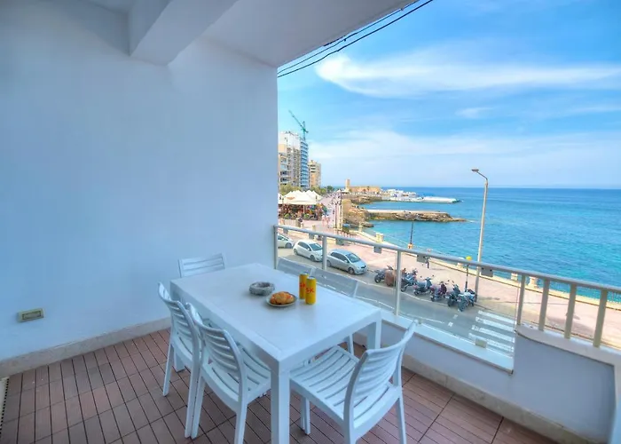 Spacious 4 Bedrooms With Sea View Balcony Goslm-3