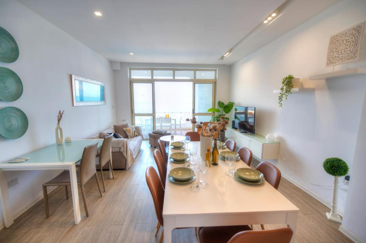 Spacious 4 Bedrooms With Sea View Balcony Goslm-3 Apartment Sliema