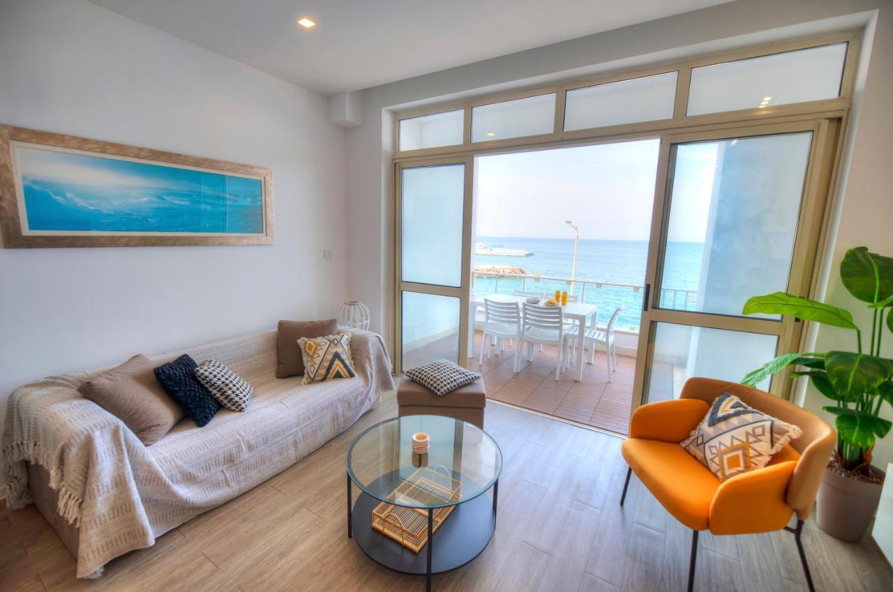 Spacious 4 Bedrooms With Sea View Balcony Goslm-3 Apartment