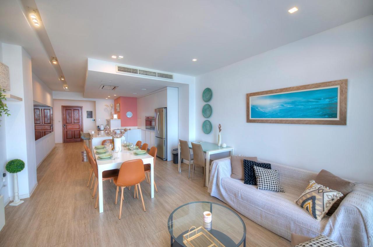 Spacious 4 Bedrooms With Sea View Balcony Goslm-3 Apartment *