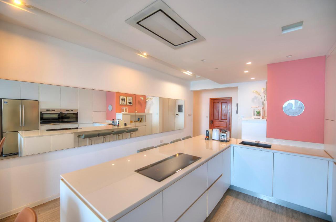 Spacious 4 Bedrooms With Sea View Balcony Goslm-3